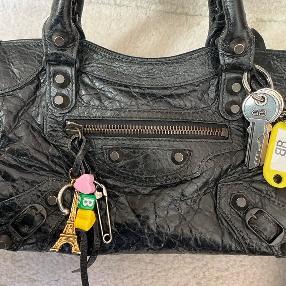 STUNNING 100% AUTHENTIC BALENCIAGA MINI CITY BLACK BAG WITH ATTACHED CHARMS - Picture 16 of 16